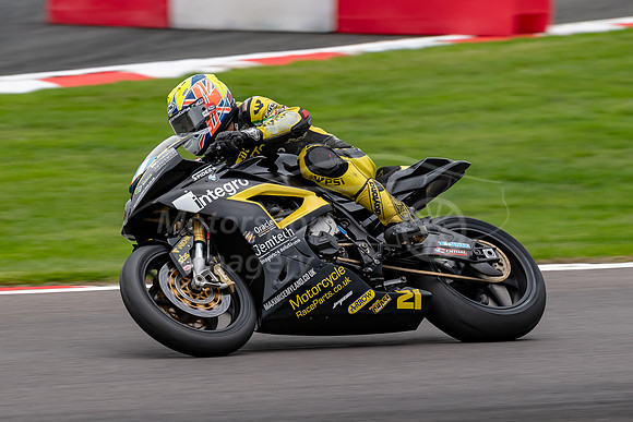 21 Tom Tunstall BMW