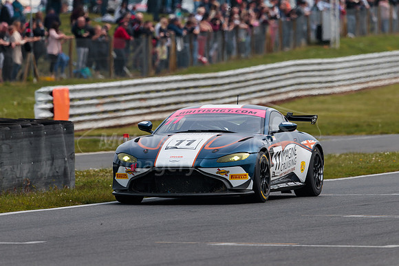 11  Beechdean AMR - Aston Martin V8 Vantage GT4  Kelvin Fletcher