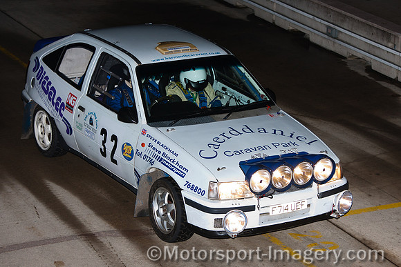 32 Steve Blackham and Helena Mayall
