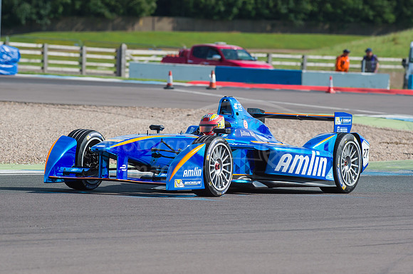 Robin Frijns