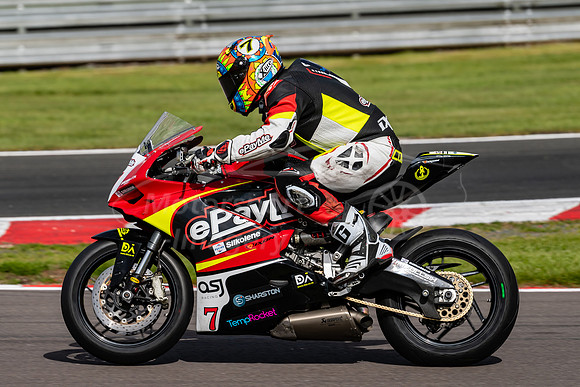 7 Dan Couzens,