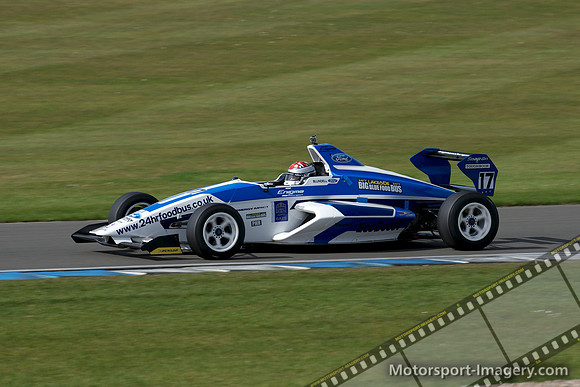 Blundell, Formula Ford