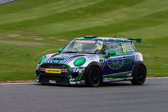 37  Rob SMITH