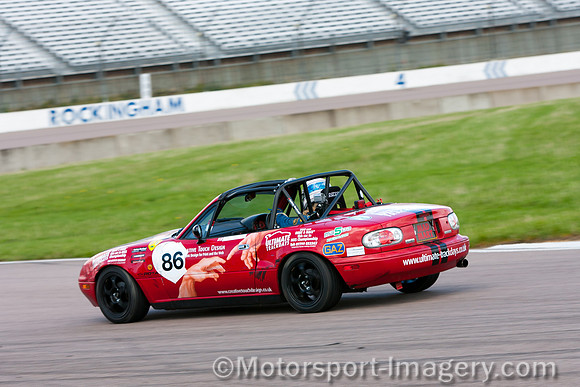 Creative Touch Design Sponsored MX5 at Rockingham