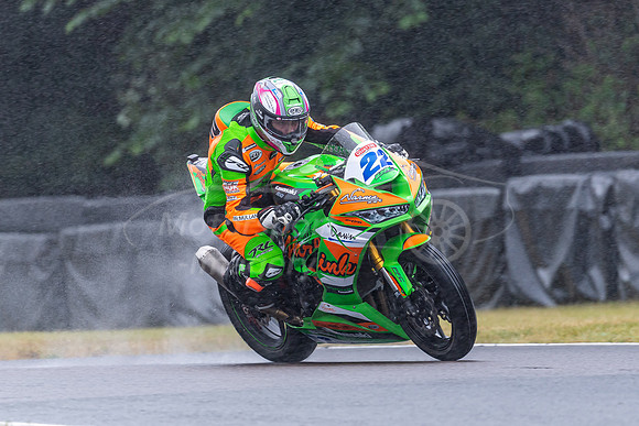 22 Eunan McGLINCHEY Kawasaki - Gearlink Kawasak