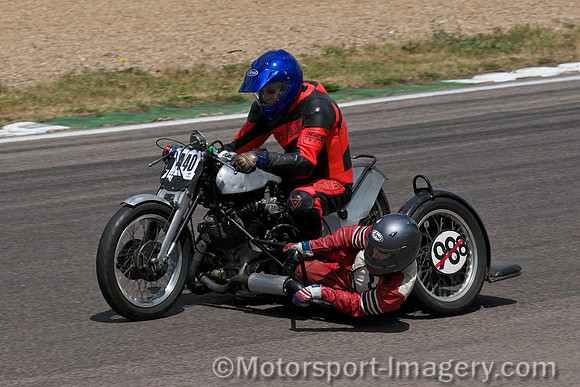 Julian Bishop - Vincent Rapide