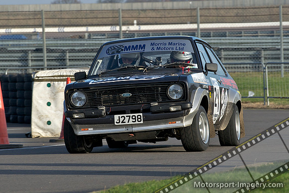 Darryl Morris / Sion Humphreys - Ford Escort
