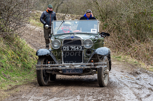 206  Roy Newton  FORD MODEL A DS 7543