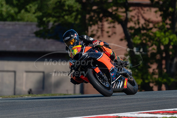 4 Caolan Irwin Kawasaki,