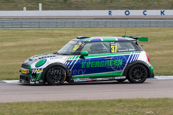 37  Rob SMITH