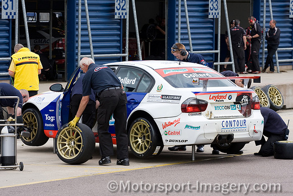 Rob Collard Car Pitlane 2