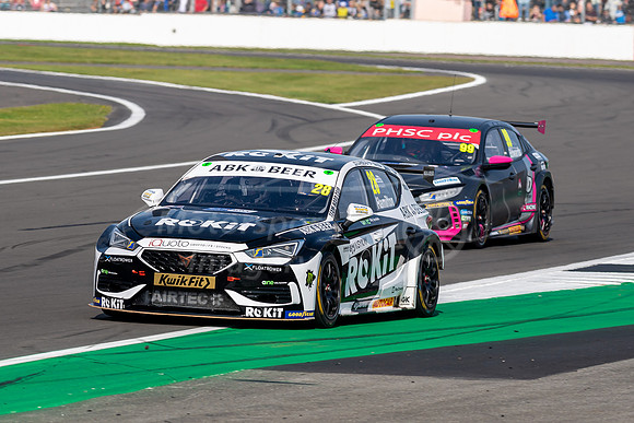 28  Nicolas HAMILTON