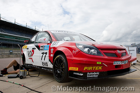 Team VXR Pitlane2