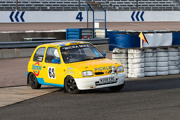 63  Bev Warren / Mick Pickles