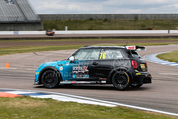 76  Jo POLLEY