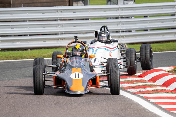 11 Stuart Jones Reynard SF84