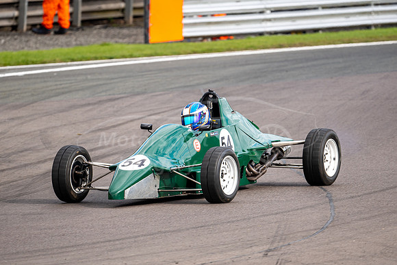 54 Doug Crosbie Van Diemen RF89