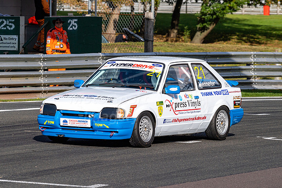 Jason HENNEFER Ford Escort XR3i