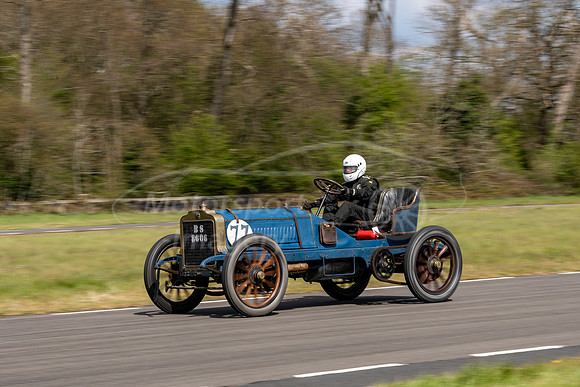 77  John DEVEUVE, BRASIER RACE ABOUT
