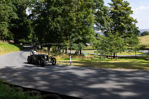211 Brewster (Jeremy)