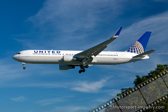 United Airlines, Boeing 777, N666UA