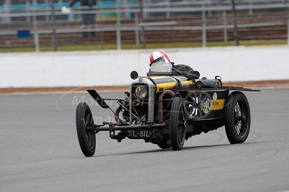 51 Mark WALKER  GN THUNDERBUG