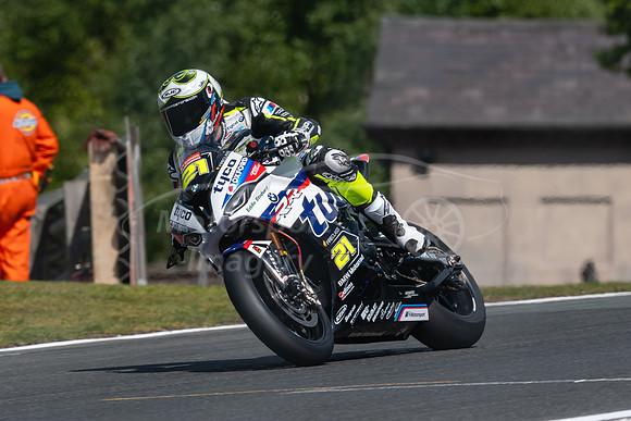 21 Christian Iddon BMW