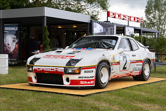 Porsche 924