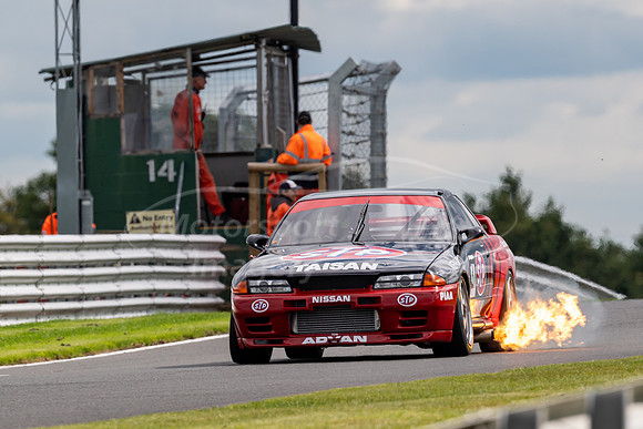 37 Simon Garrad Nissan R32