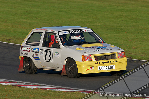 Jeremy Griffiths, Clive Hitchman, Vauxhall Nova 1.8 SRI