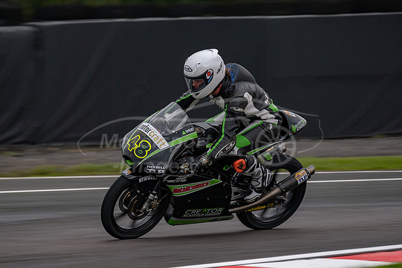 48 Sharni PINFOLD