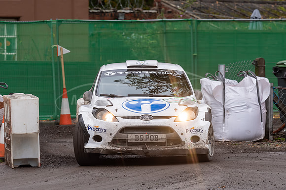 3 Kevin Proctor / Laura Connell