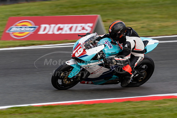 19 Craig Kelly,