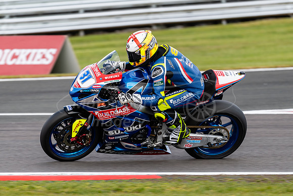 81 Luke Stapleford Suzuki,
