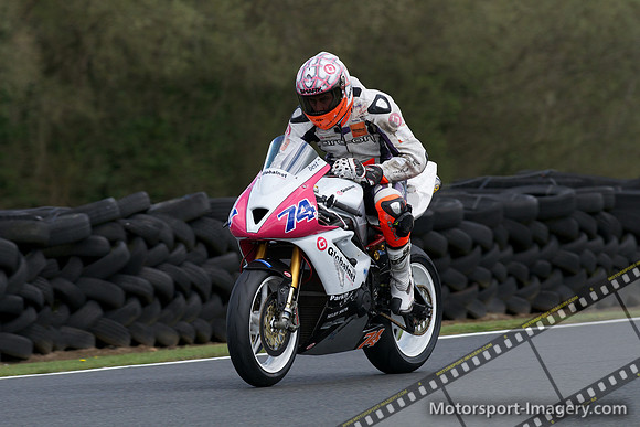 Dean Hipwell, Triumph