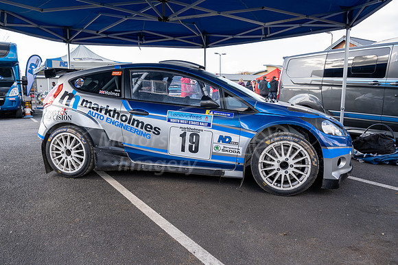 19 Mark Holmes- Craig Simkiss