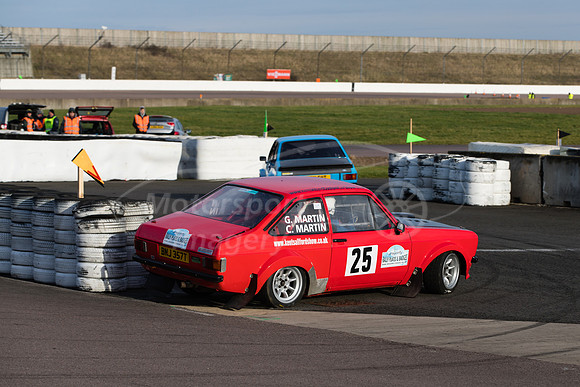 25  Geoffrey Martin  / Christopher Martin