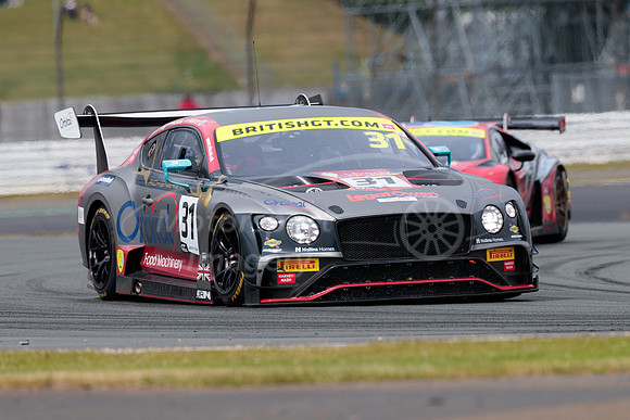 31  Seb Morris / Rick Parfitt Jnr