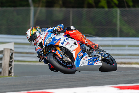 60 Peter Hickman BMW