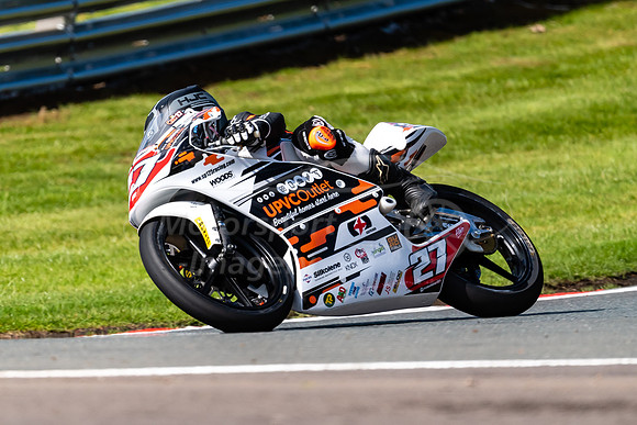 27 Calum Beach Honda,