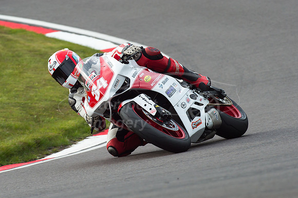 34 Louis DAWSON Ducati Panegale