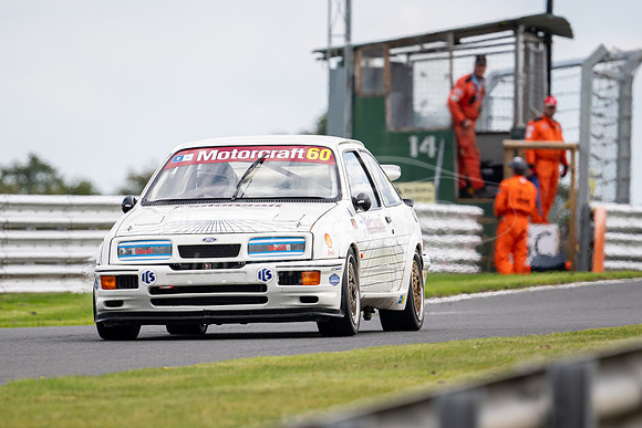 60 Mark Wright Ford Sierra RS500