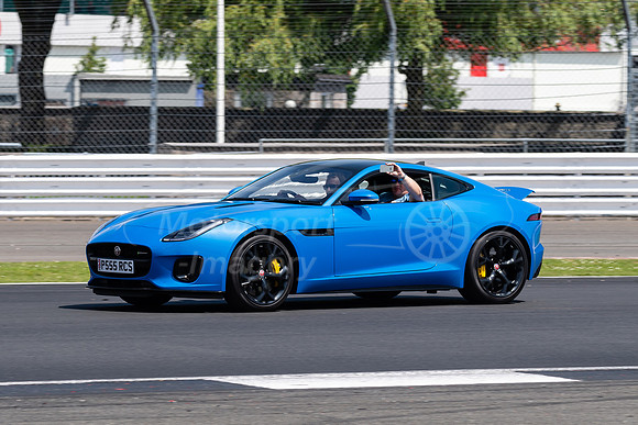 P5556RCS Jaguar F Type R Dynamic