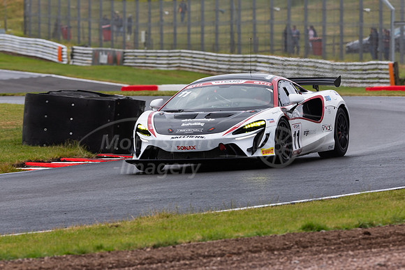 11 Michael Orant / Thomas Holland