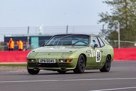 49 Peter Hore Porsche 924