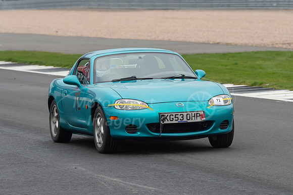 Dennis BINGHAM  MAZDA MX 5