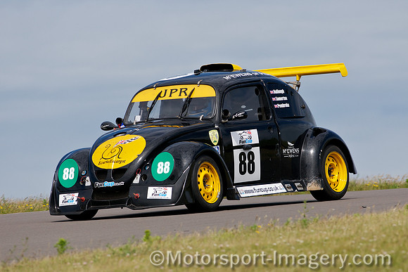 William Pembroke, James Somerton, Ecurie Escargot
