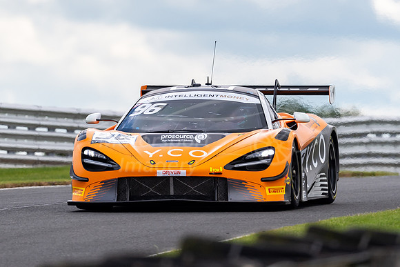 96  Ollie Wilkinson / Lewis Proctor,  Optimum Motorsport McLaren 720S GT3