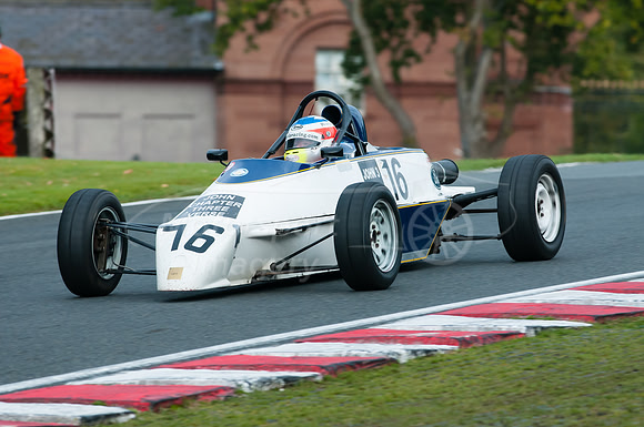 Chris Chisnall, Van Diemen LA10