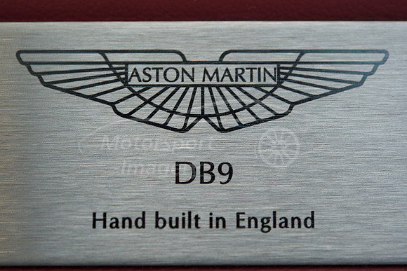 Aston Martin DB9